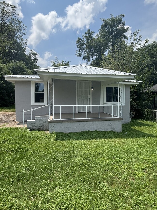 property at 4009 Grasselli Ave SW