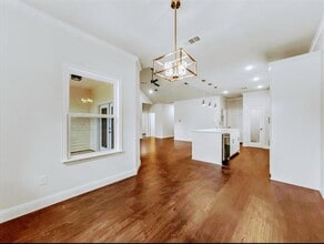 2033 S Edgewood Terrace in Fort Worth, TX - Building Photo - Building Photo