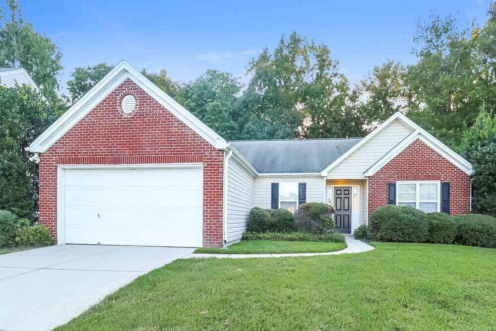 4102 Hunters Trail Dr in Indian Trail, NC - Building Photo
