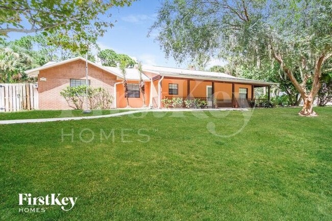 1245 Gerry Rd SW in Palm Bay, FL - Building Photo - Building Photo