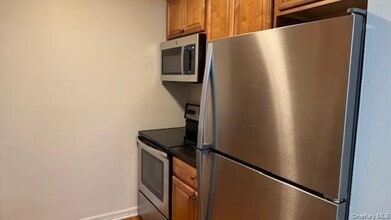 63 Poplar Ln in Middletown, NY - Building Photo - Building Photo