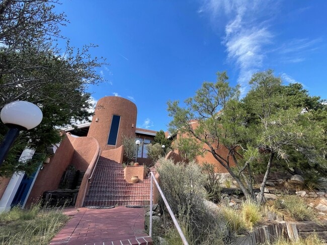 61 Pinon Hill Pl NE in Albuquerque, NM - Building Photo - Building Photo