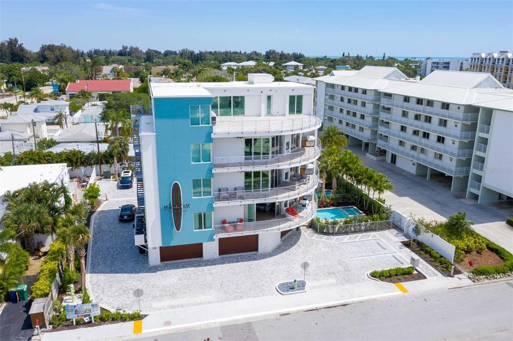 1140 Seaside Dr in Sarasota, FL - Foto de edificio