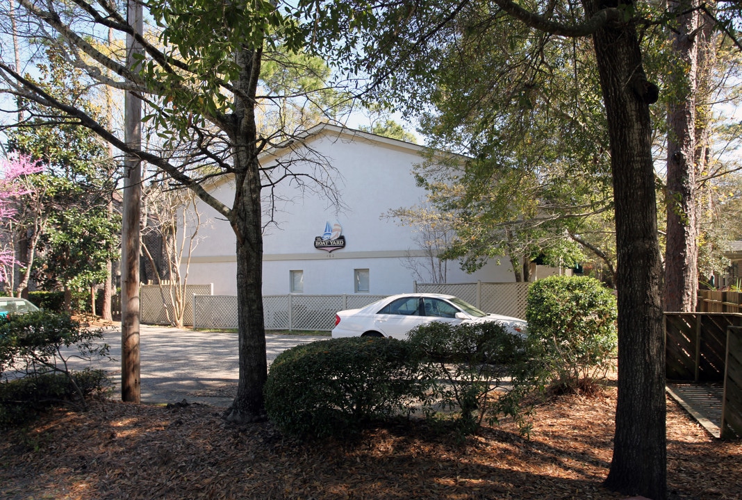 The Boat Yard in Myrtle Beach, SC - Foto de edificio