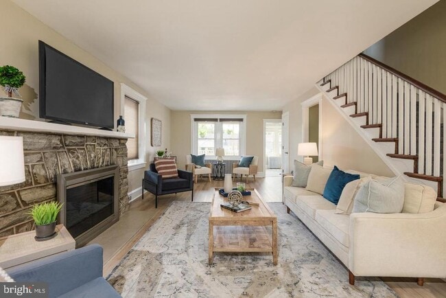 property at 516 E Lancaster Ave