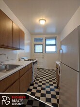 812 W Waveland Ave, Unit 3N in Chicago, IL - Foto de edificio - Building Photo