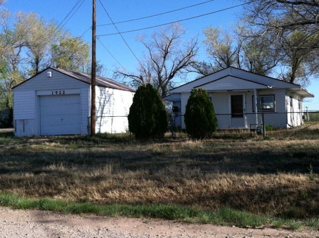 property at 1422 Plum St