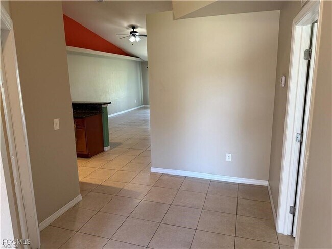 4148 SW 7th Pl in Cape Coral, FL - Building Photo - Building Photo