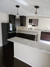 107 S Euclid Ave in Pittsburgh, PA - Building Photo - Building Photo