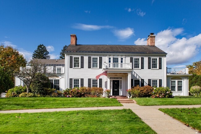 property at 595 N Broadway