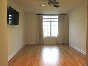 55 1st St in Pelham, NY - Building Photo - Building Photo