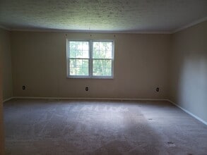 222 E Commons Dr in Cranberry Township, PA - Building Photo - Building Photo