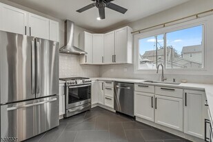 45 Clark Ave in Bloomfield, NJ - Building Photo