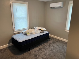 207 N Armistead Ave in Hampton, VA - Building Photo