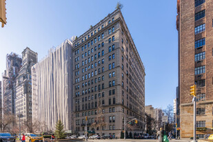 812 Park Ave in New York, NY - Building Photo - Building Photo