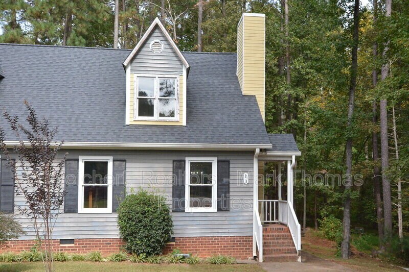 11 Tarawa Terrace in Durham, NC - Building Photo