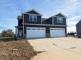 754 Sedgegrass Dr in Champaign, IL - Building Photo
