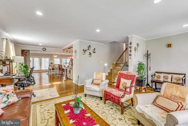 property at 205 Tapawingo Rd SW