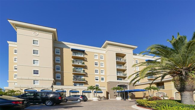 property at 1064 N Tamiami Trl