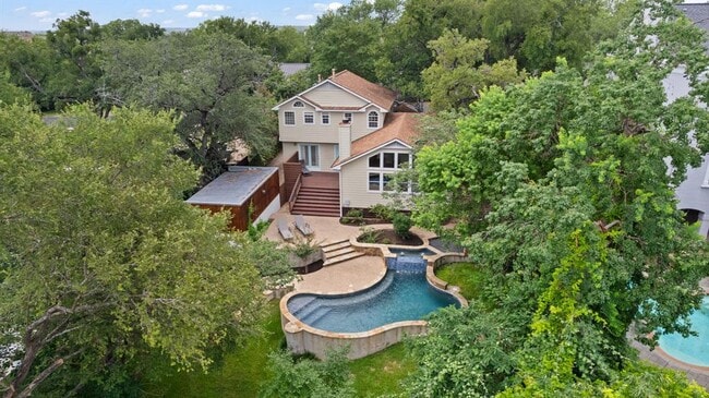 property at 3712 Gilbert St