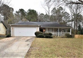 2449 Windridge Dr NE in Conyers, GA - Building Photo