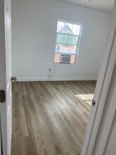 77 Oklahoma Dr in Henderson, NV - Building Photo - Building Photo