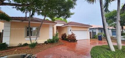 14935 SW 34th St in Miami, FL - Building Photo - Building Photo