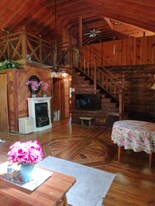 8035 NW 120th St in Reddick, FL - Building Photo