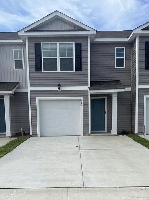 319-323 Honeystone St in Conway, SC - Building Photo - Building Photo
