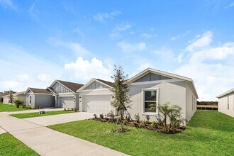 3008 Totem Rd in Eagle Lake, FL - Building Photo - Building Photo