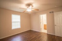 1923 Center St photo'