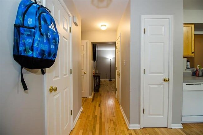 9253 Travellers Ct in New Market, VA - Building Photo - Building Photo