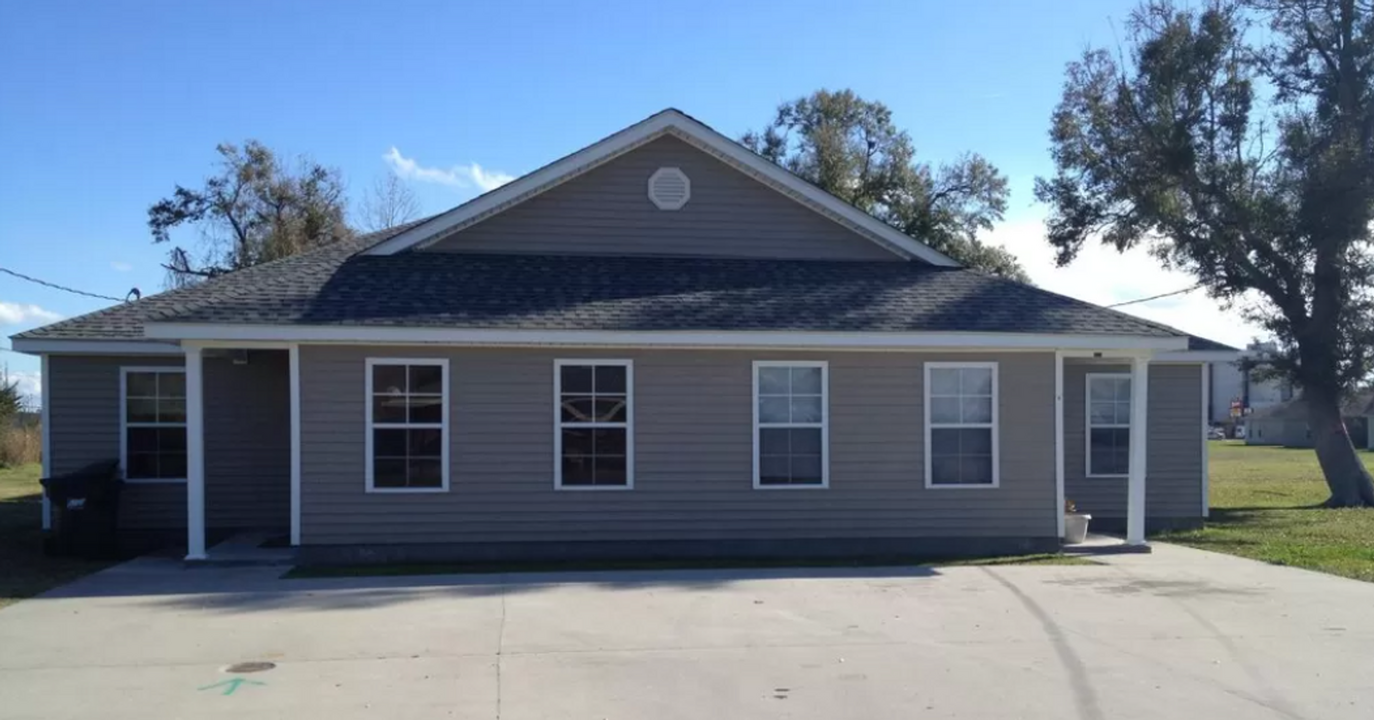 125 Carter in New Iberia, LA - Building Photo