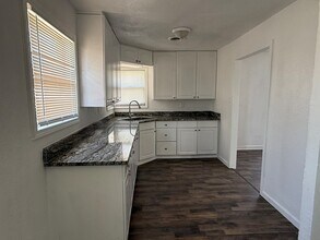 3137 N Tom Green Ave in Odessa, TX - Building Photo - Building Photo