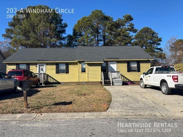 203 Wyndham Cir in Greenville, NC - Building Photo