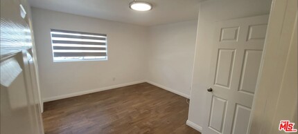 4612 Maplewood Ave-Unit -1 in Los Angeles, CA - Building Photo - Building Photo