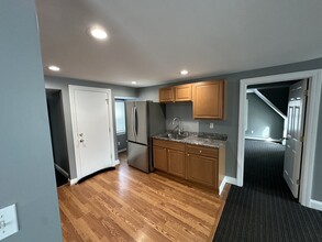132 South Ave in Whitman, MA - Building Photo - Building Photo