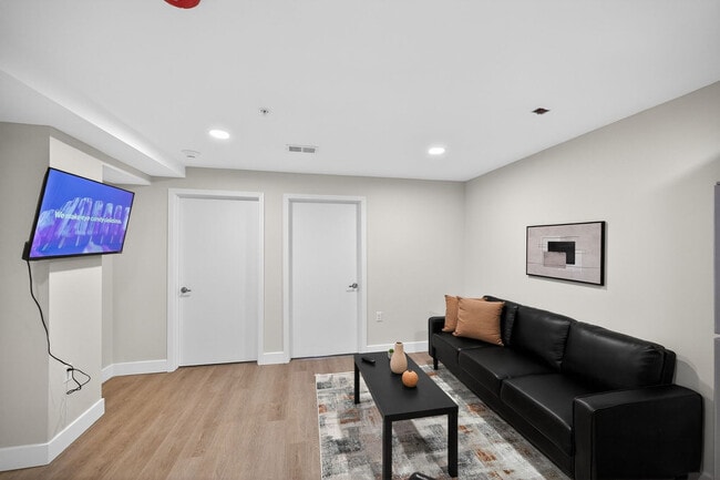 property at 501 Washington St