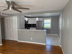 2431 Shadowood Dr in Ann Arbor, MI - Building Photo - Building Photo