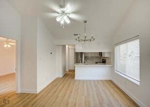 3636 Greenacres Place Dr, Unit #94 in Bossier City, LA - Building Photo - Building Photo