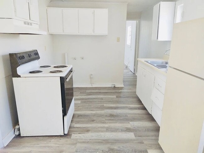 402 Lamar St in Lafayette, LA - Building Photo - Building Photo