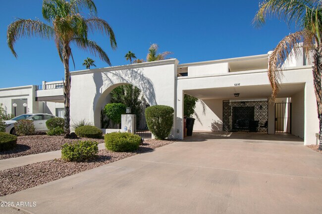 property at 6818 N 72nd Pl