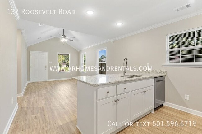 137 Roosevelt Rd in Jacksonville, AR - Building Photo - Building Photo