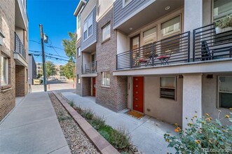 1329 Jackson St in Denver, CO - Building Photo - Building Photo