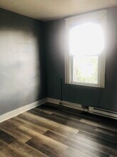 5342 Reisterstown Rd, Unit 2 in Baltimore, MD - Foto de edificio - Building Photo