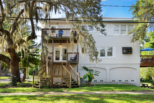 property at 1202 20th St W