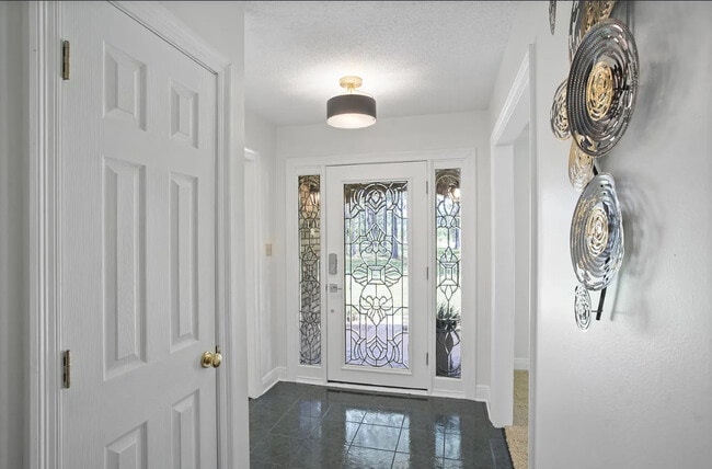 property at 9 Goodluck Rd