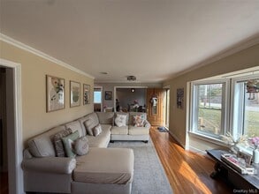 16 Minkel Rd in Ossining, NY - Building Photo - Building Photo