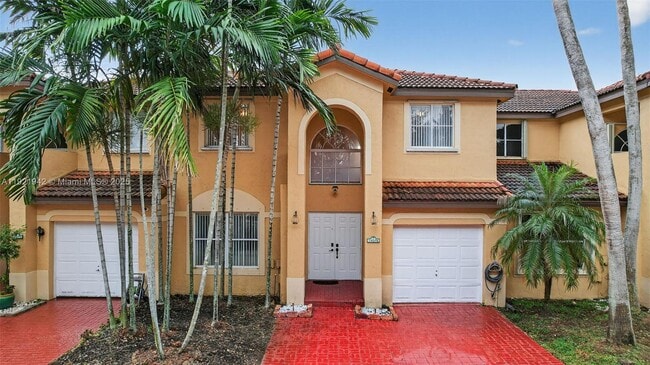 14076 S Forest Oak Cir in Davie, FL - Building Photo - Building Photo