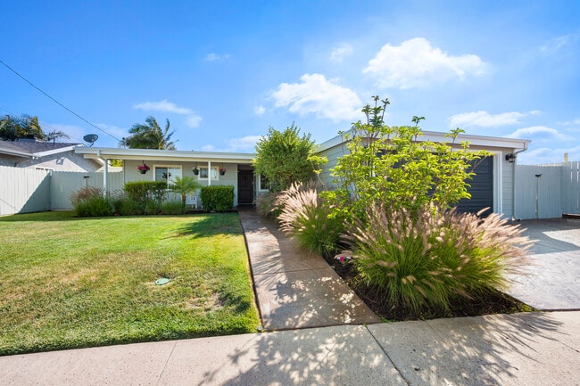 3244 Marathon Drive in San Diego, CA - Building Photo - Building Photo